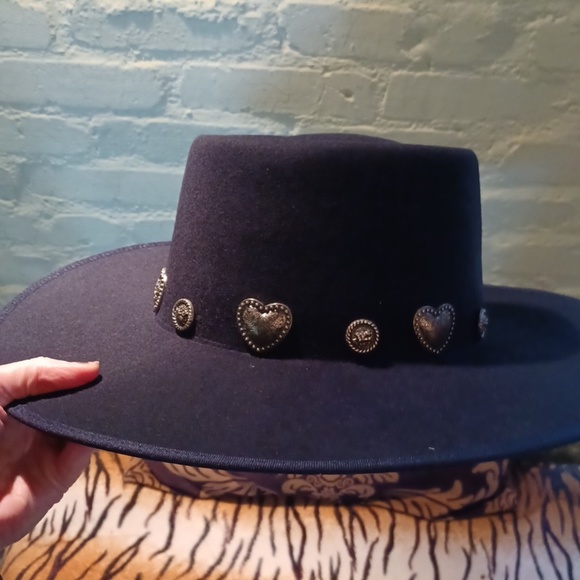 NEW! RARE Wyeth Charmed wool rancher main image 5